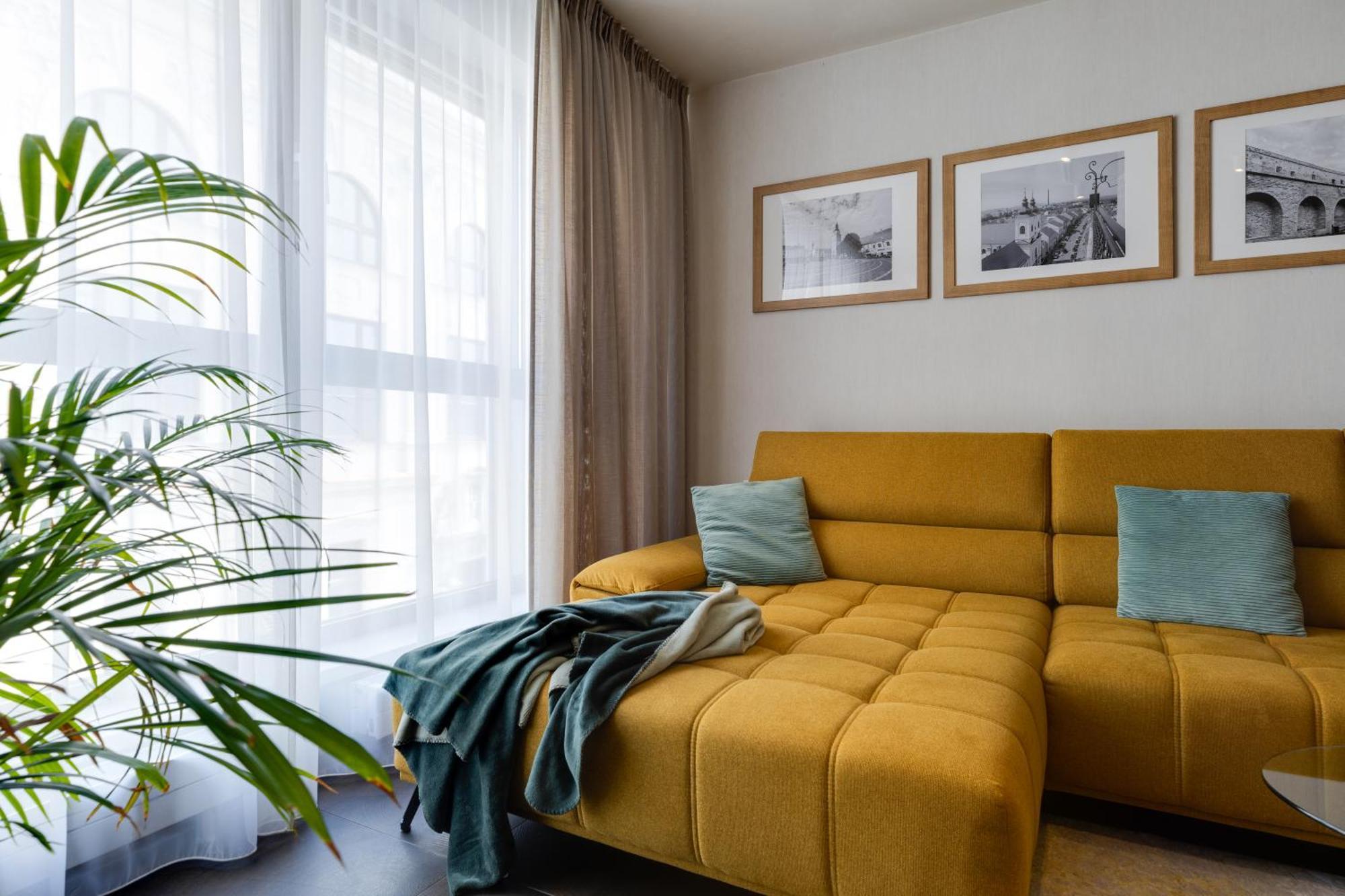 Apartman Leonardo - City Center Trnawa Zewnętrze zdjęcie