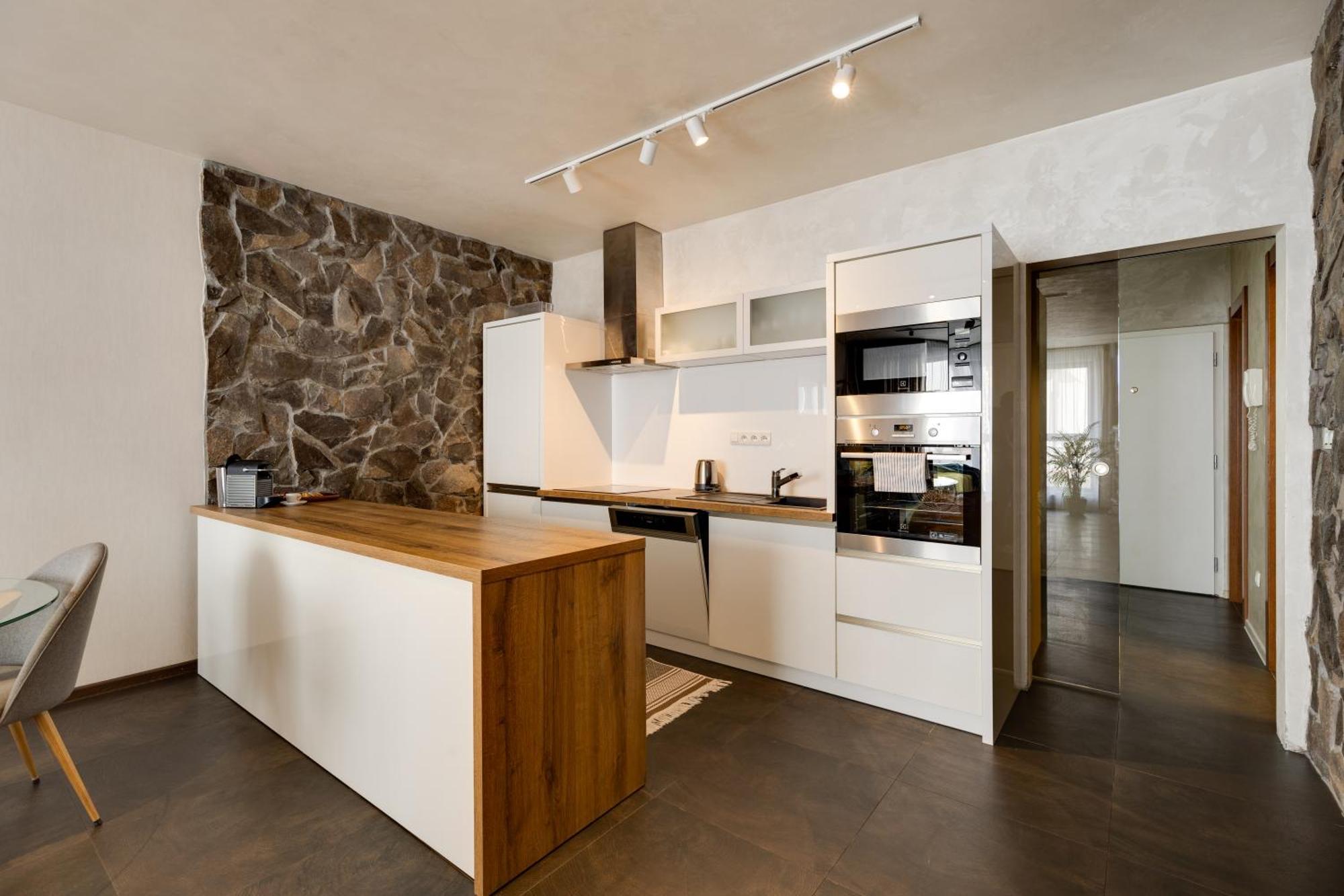 Apartman Leonardo - City Center Trnawa Zewnętrze zdjęcie